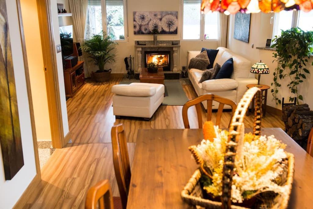 Chalet De 5 Habitaciones En La Sierra De Madrid El Olivo De Miraflores ミラフローレス・デ・ラ・シエラ エクステリア 写真